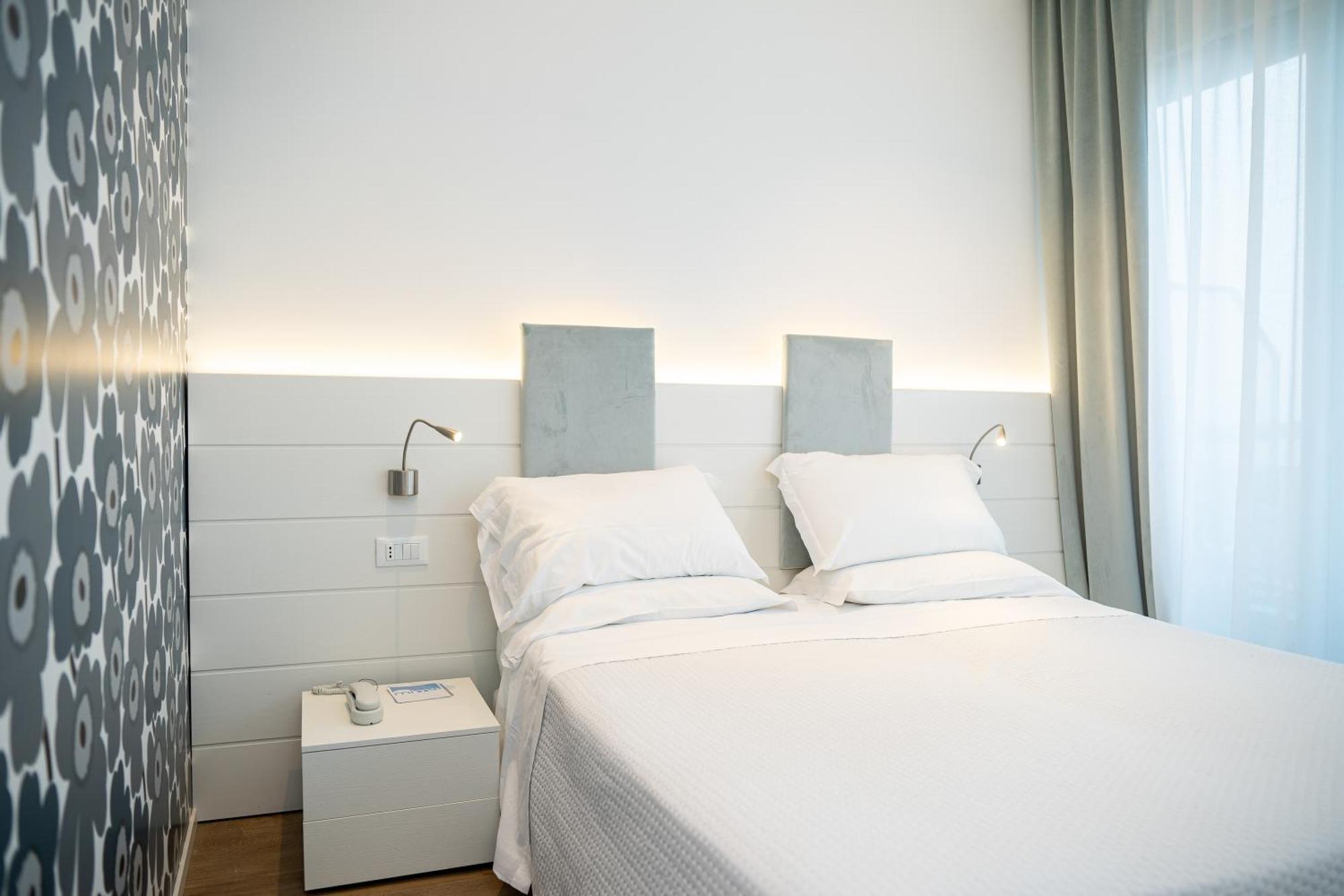 Hotel Majestic Milano Marittima Esterno foto