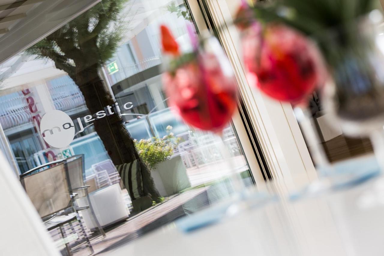 Hotel Majestic Milano Marittima Esterno foto