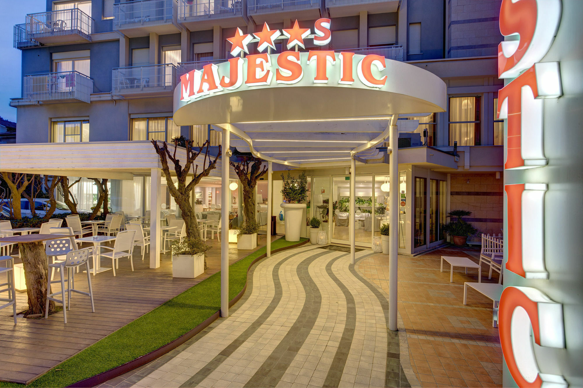 Hotel Majestic Milano Marittima Esterno foto